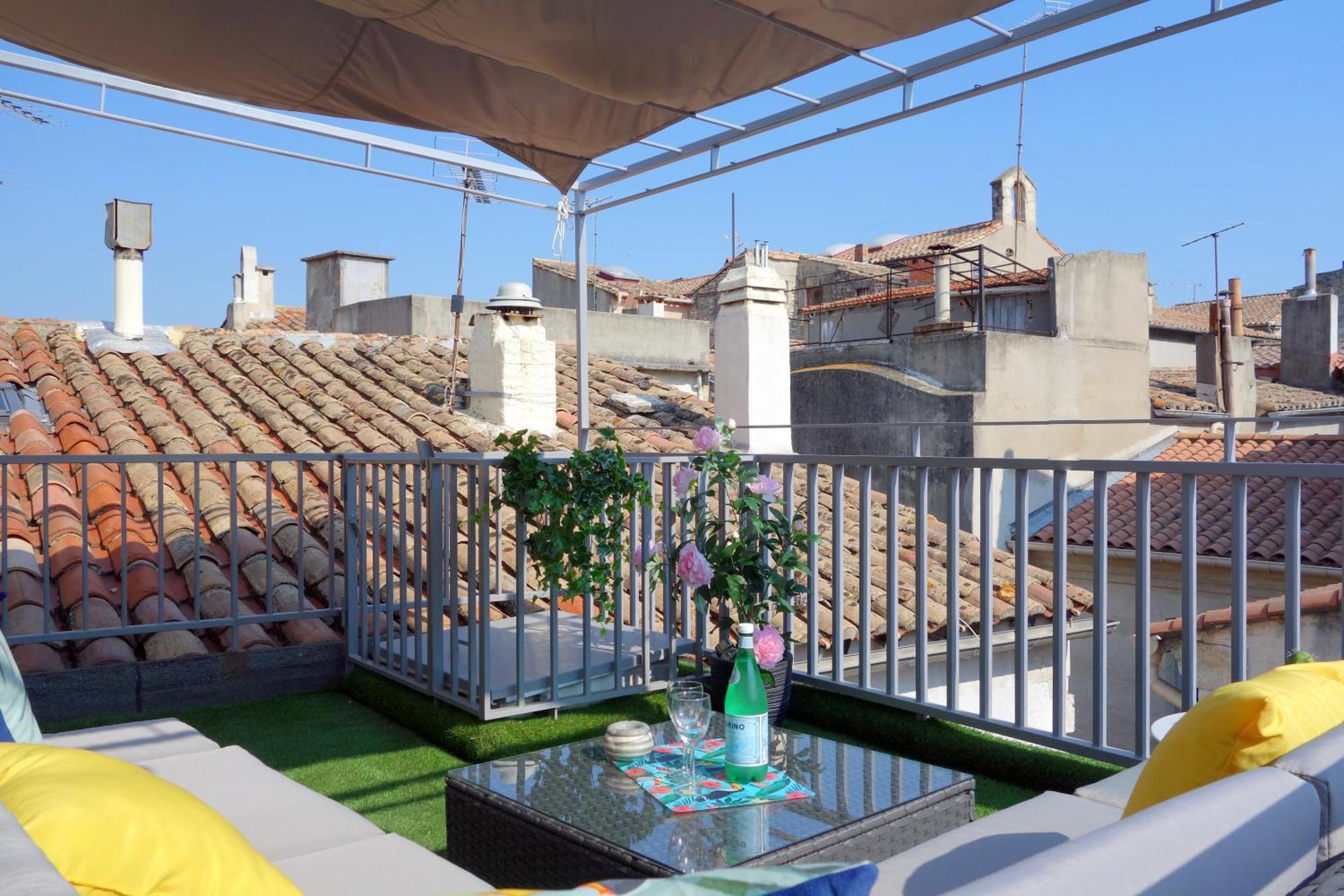 Arles Holiday - La Terrasse المظهر الخارجي الصورة